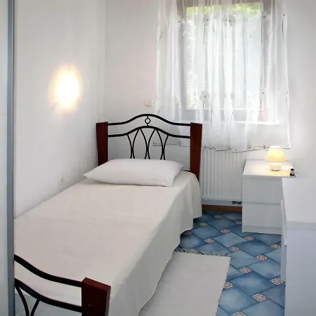 Ferienwohnung 118s Premantura